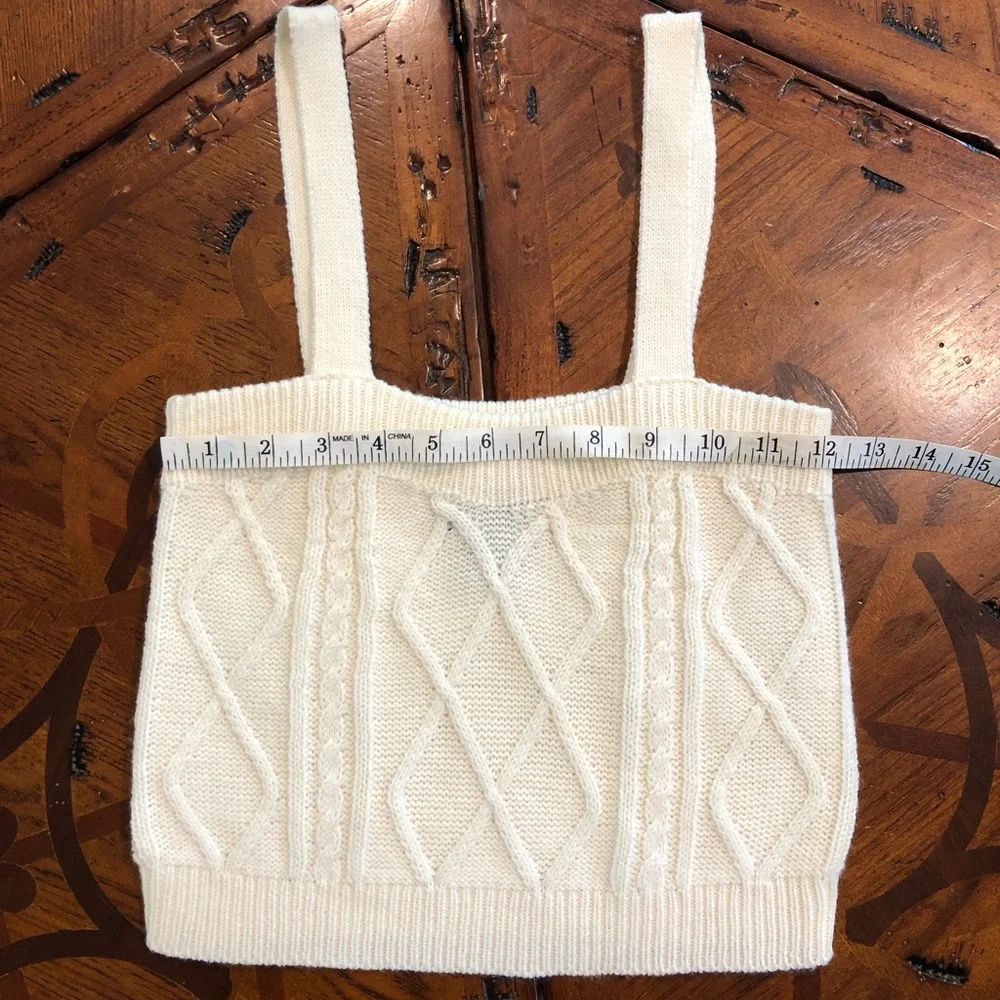 🌈3/$15🌈 Crop Top Sweater - Picture 2 of 6